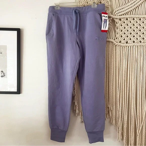 🔻 SOLD 🔻FILA Joggers - Picture 5 of 8